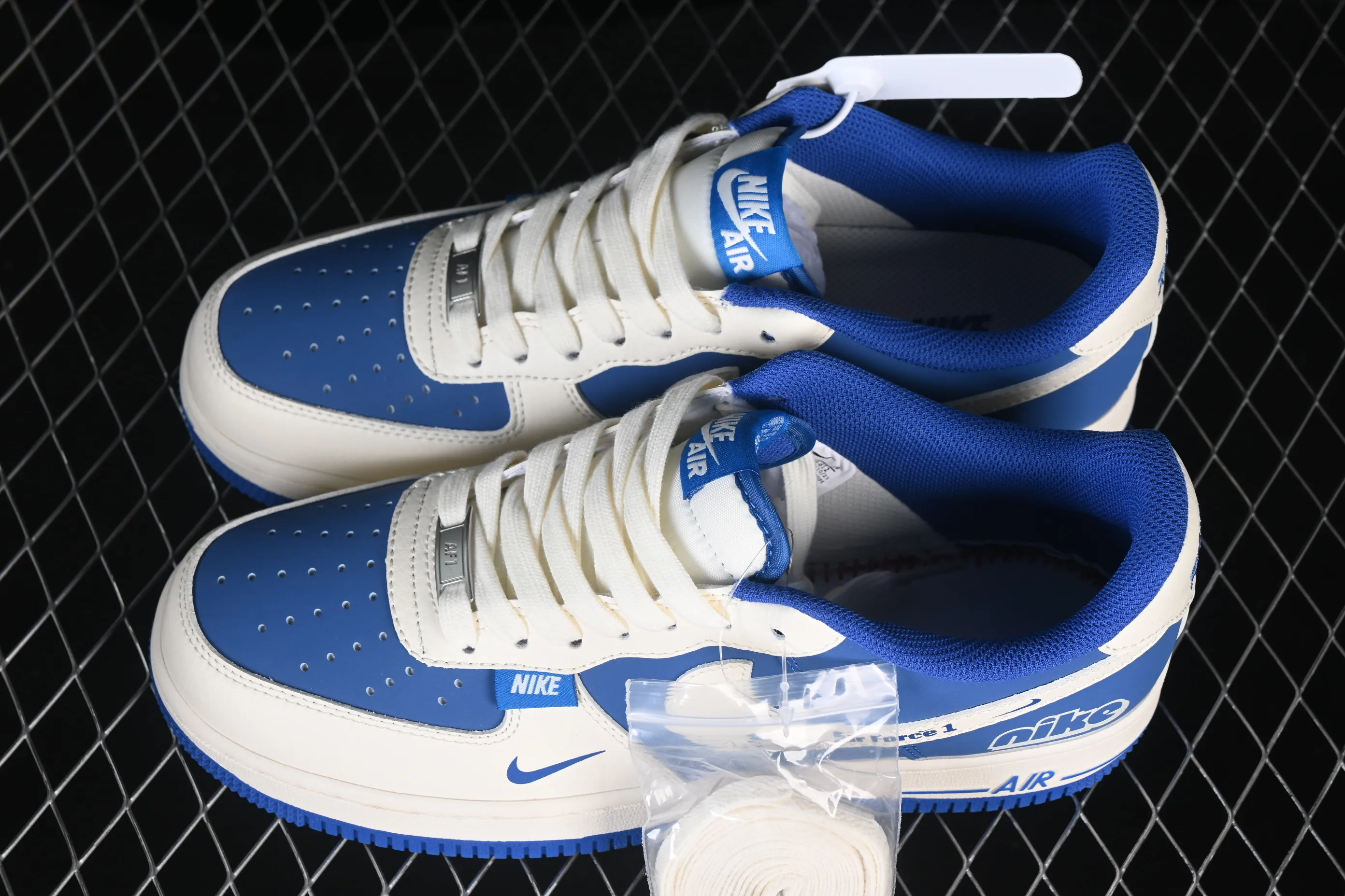 All categories Nk Air Force 1 Air Force series Nk Air Force 1 Low Air Force low-top Nike Air Force 1'07 Low joint white and blue Air Force 1 low-top casual sneakers XD9314-612